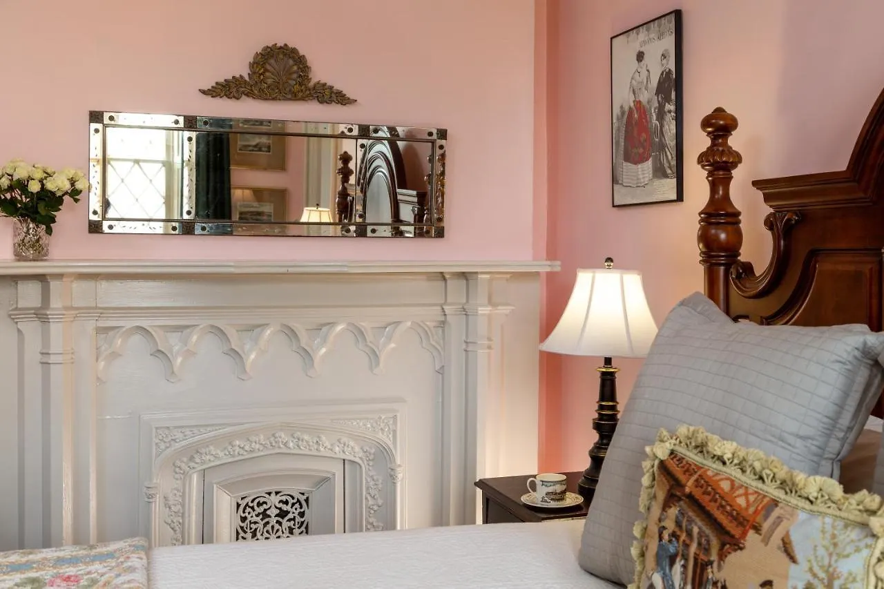 Inn At Woodhaven-In The Heart Of The Bourbon Trail-Over 12 Distilleries Nearby Louisville 4*,  Stati Uniti